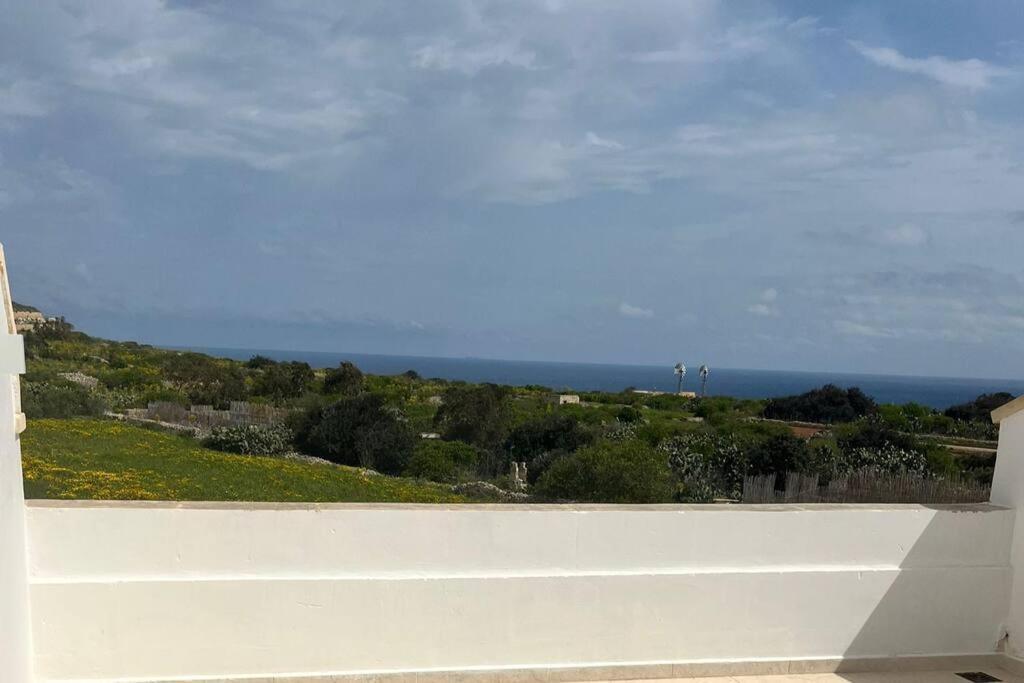 Apartment Brand New 3-level Sea View Near Beach