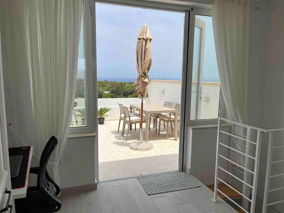 Brand New 3-level Sea View Near Beach